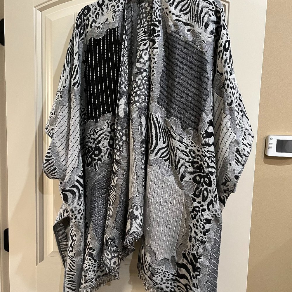 Simply Noelle Cardigan OSFA